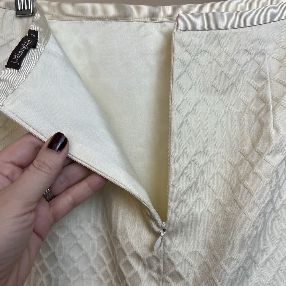 J McLaughlin Jacquard Pencil Skirt Cream 2 - Picture 4 of 7